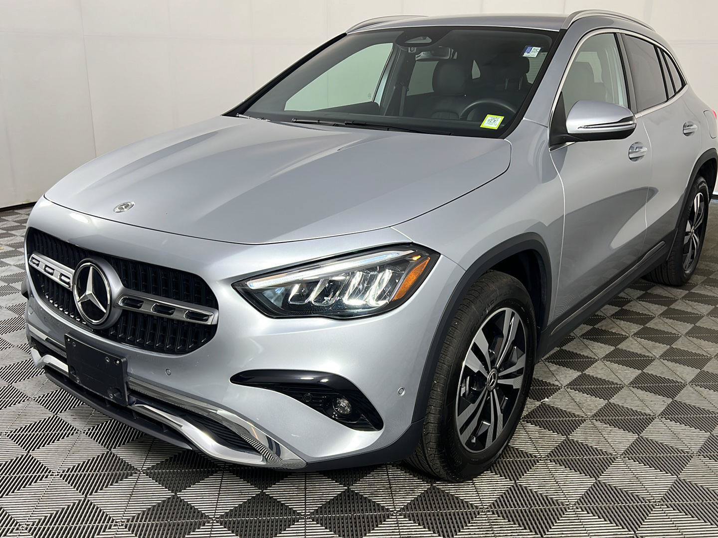 Certified 2025 Mercedes-Benz GLA 250 4MATIC image 22