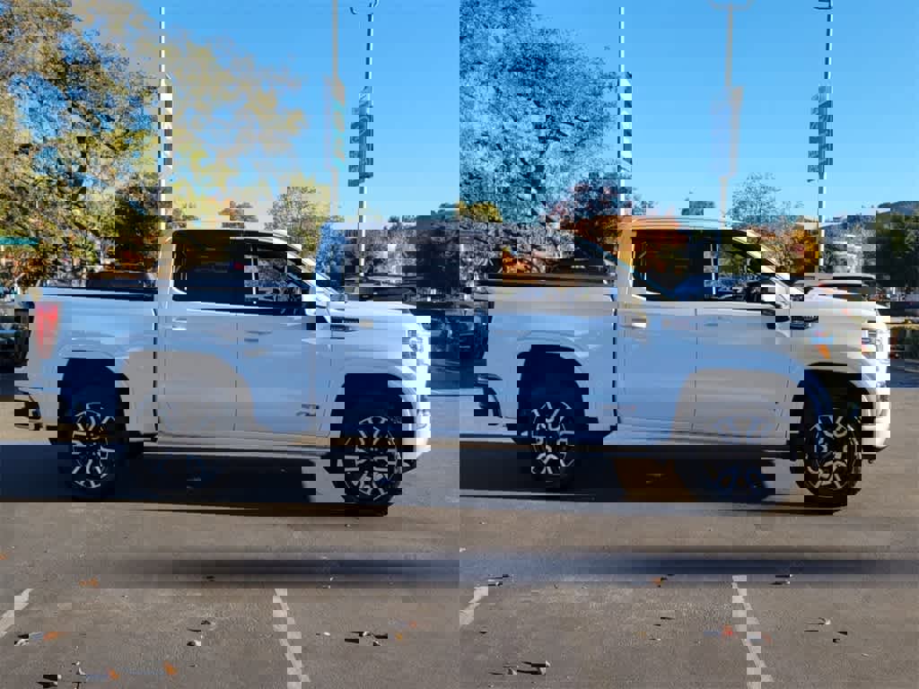 Used 2020 GMC Sierra 1500 AT4 w/ Technology Package image 7