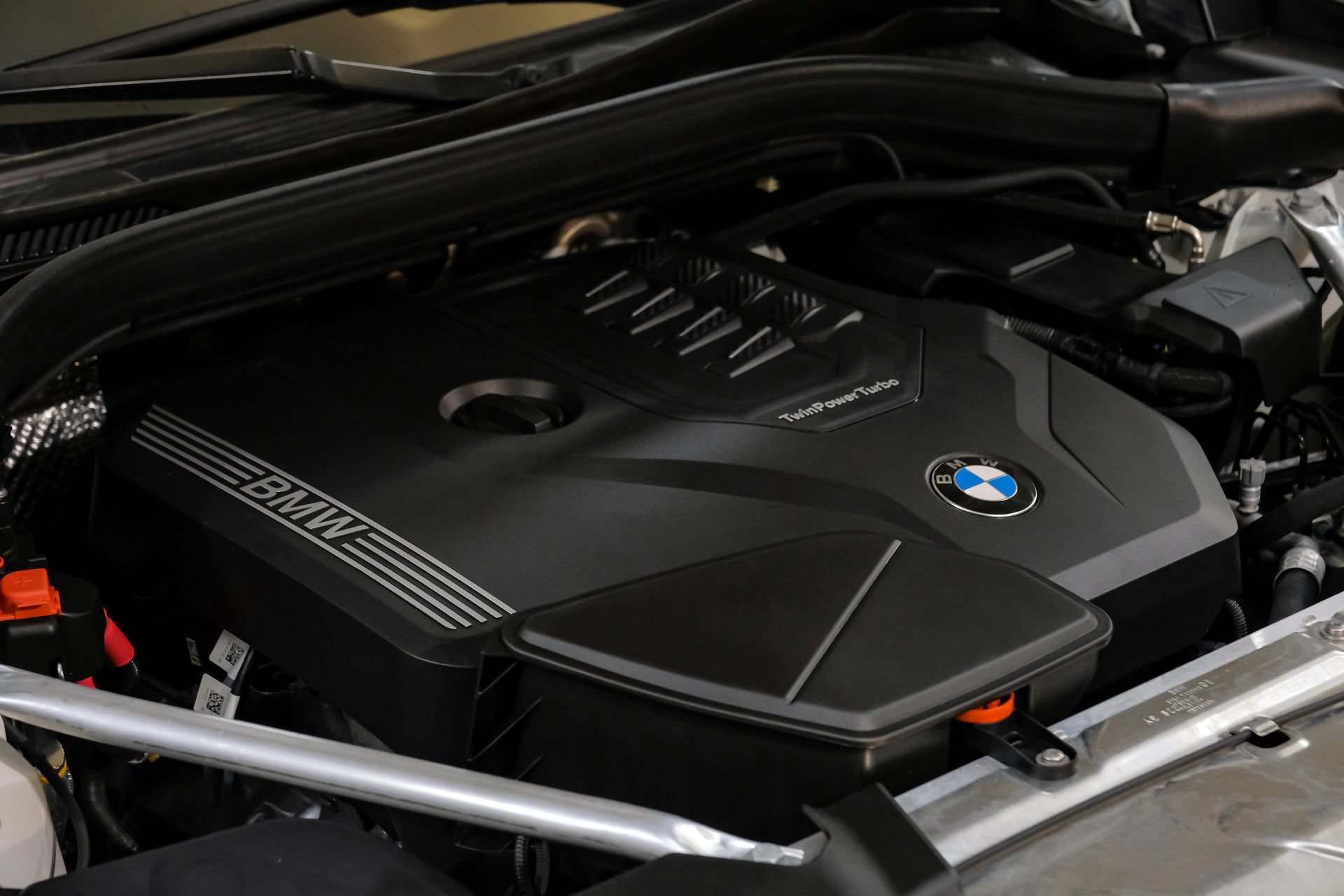 Used 2025 BMW X4 xDrive30i w/ Premium Package AWD/4WD image 56