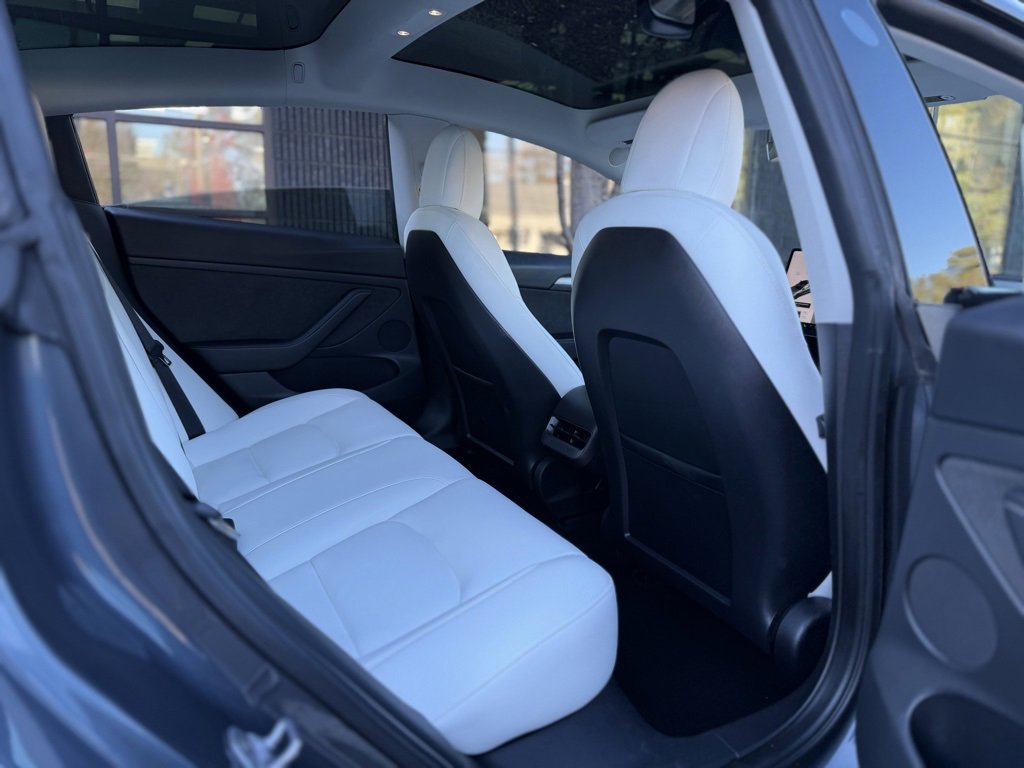 Used 2022 Tesla Model 3 Long Range image 38