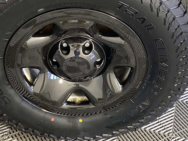 Used 2016 Toyota Tacoma SR w/ SR Convenience Package image 24