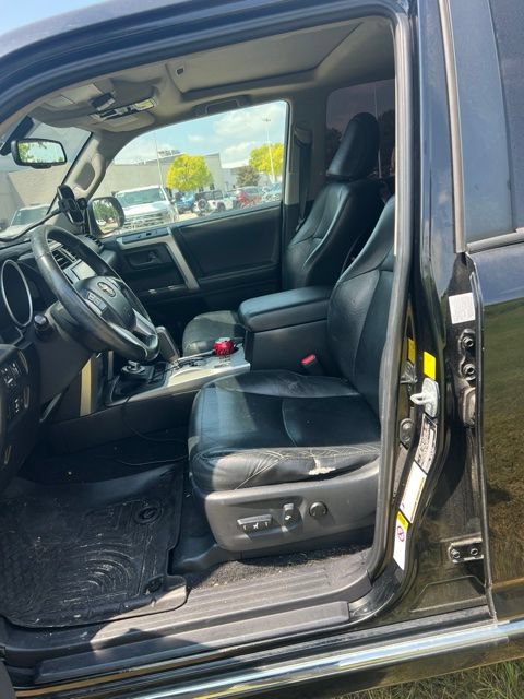 Used 2010 Toyota 4Runner Limited AWD/4WD image 8