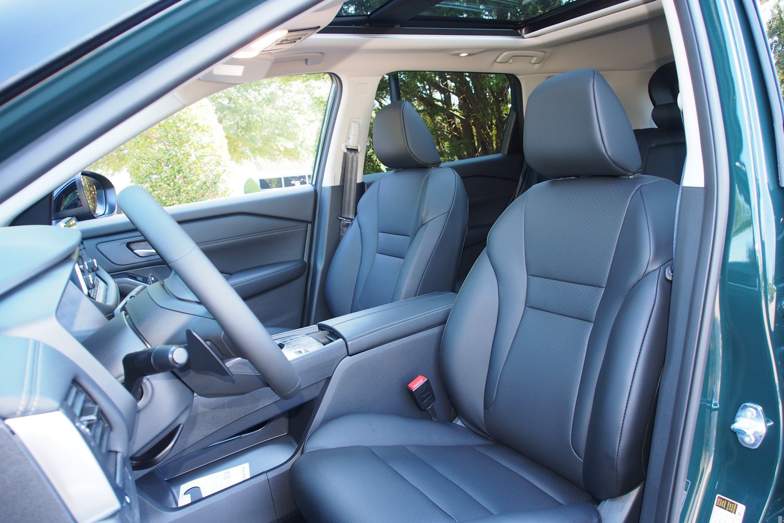 New 2026 Nissan Rogue Dark Armor FWD image 17