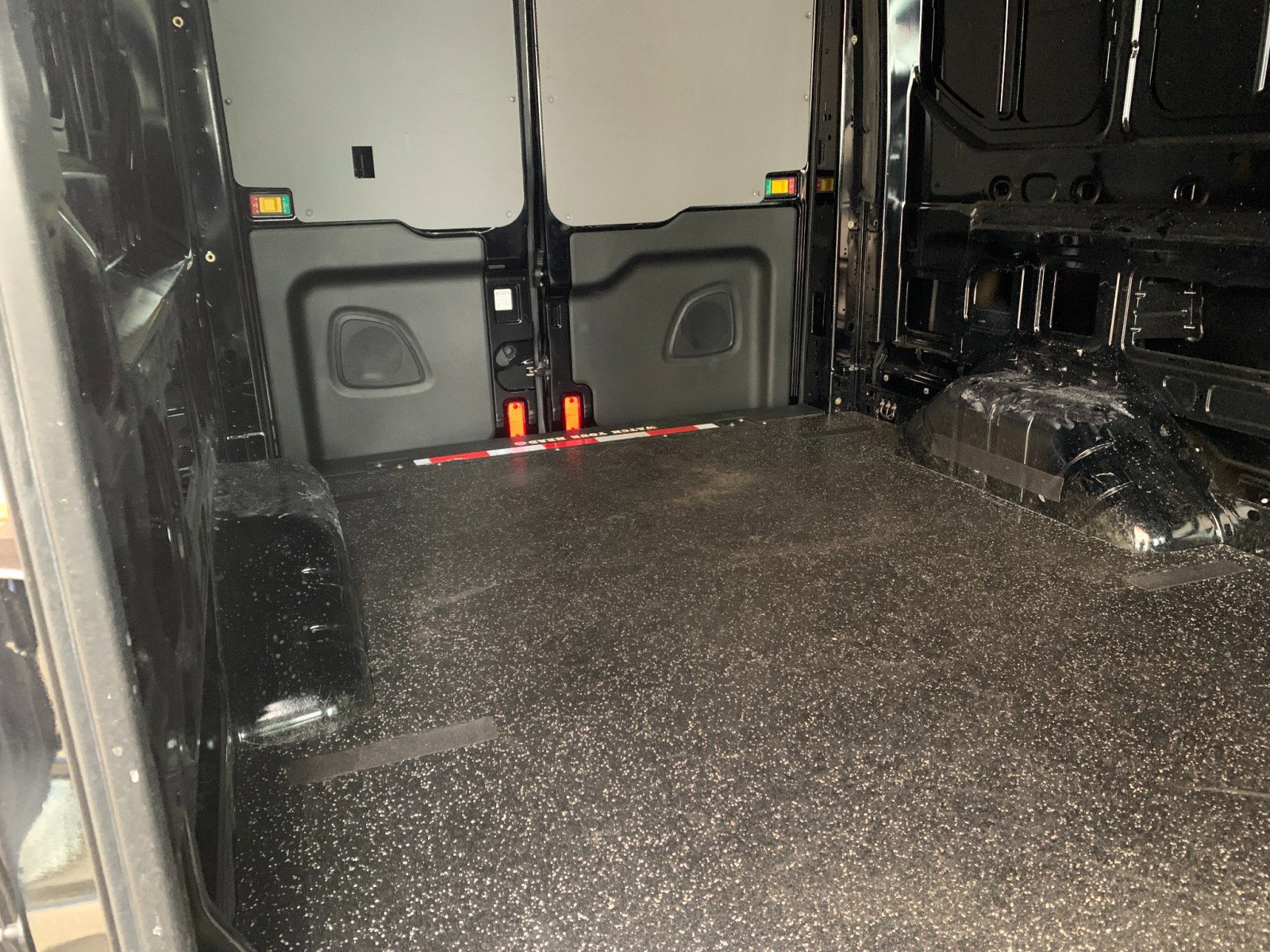 Used 2017 Ford Transit 350 148 Medium Roof image 23