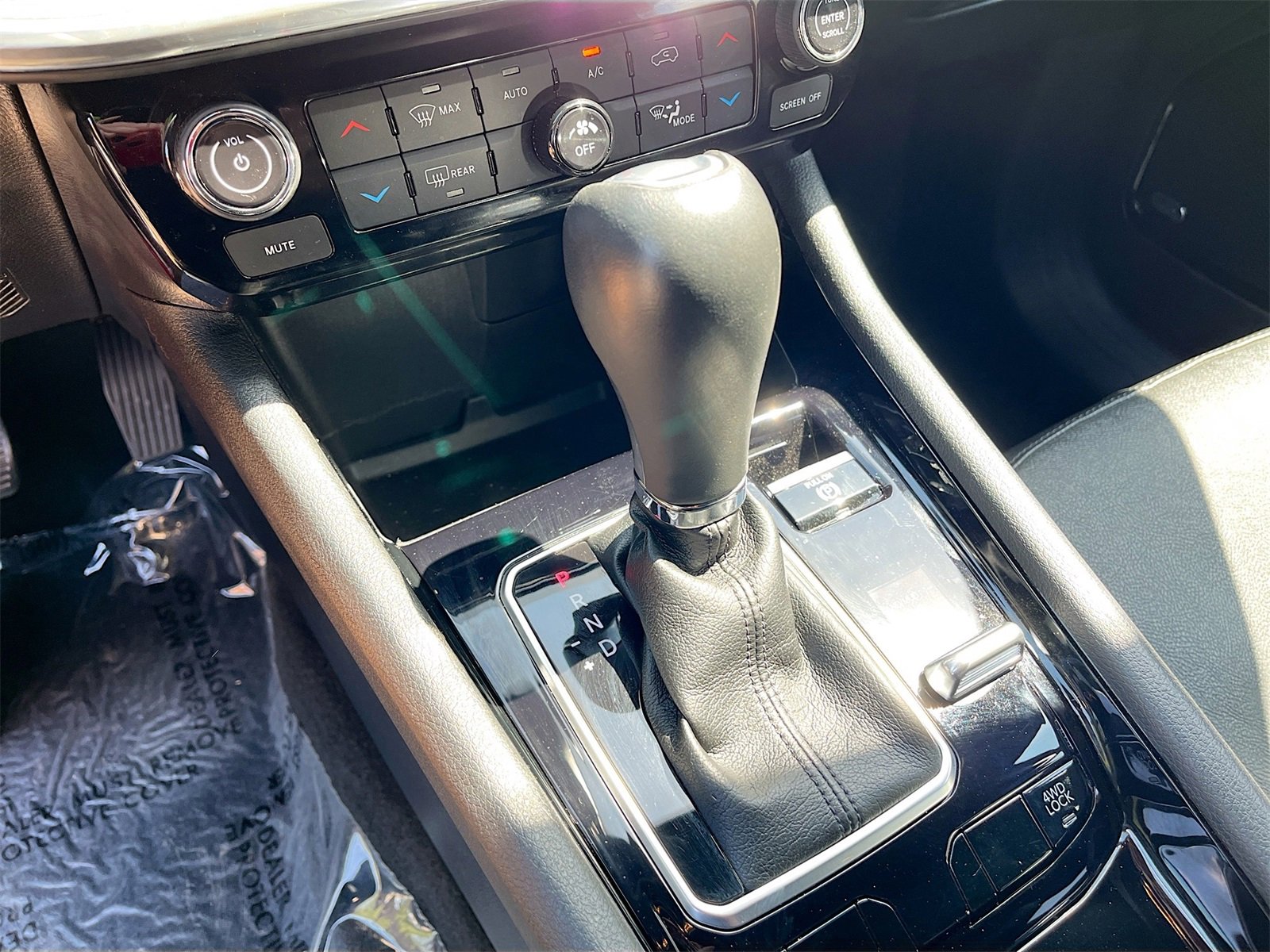 Used 2023 Jeep Compass High Altitude image 17