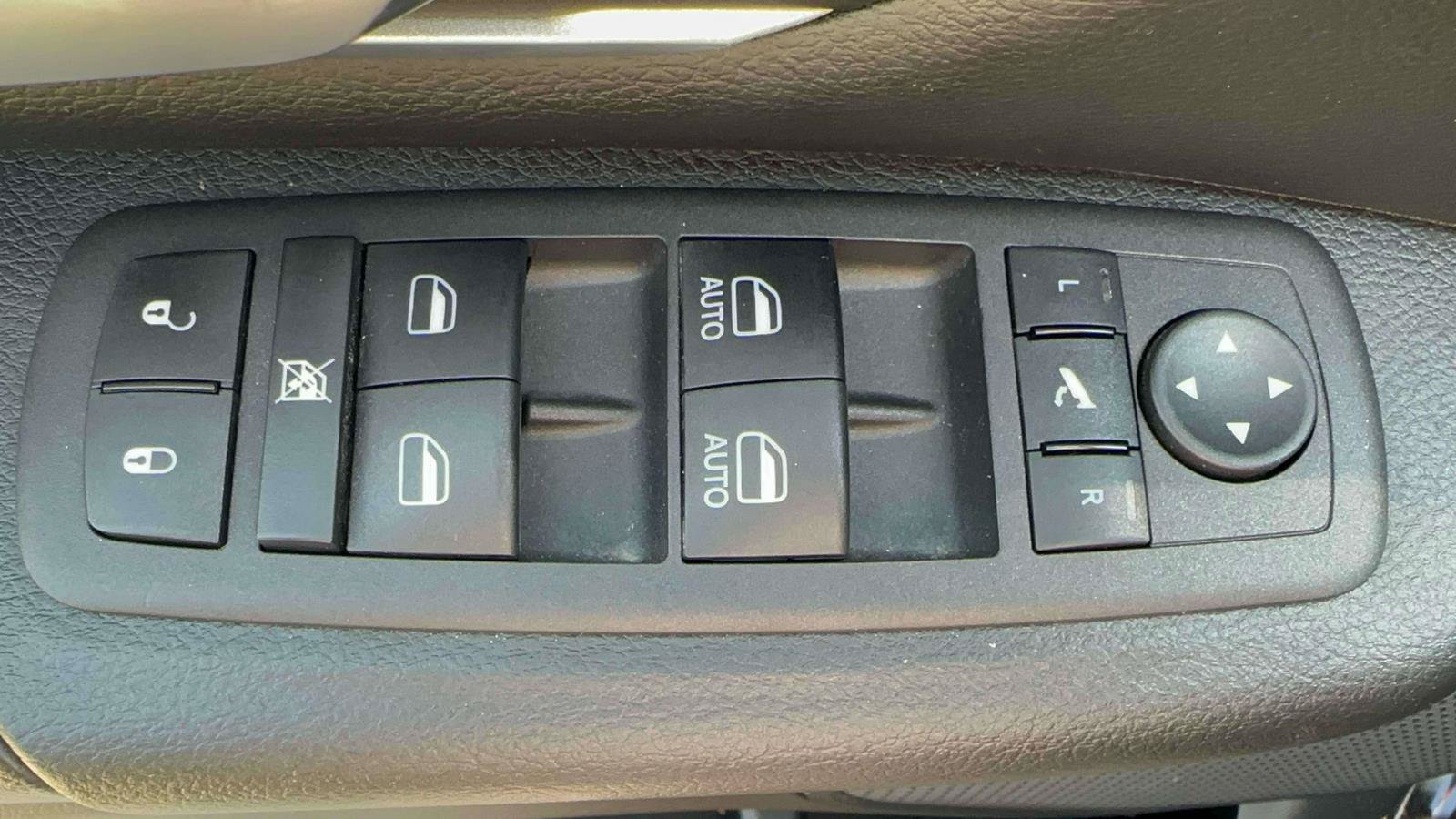 Used 2023 RAM 1500 Big Horn AWD/4WD image 14