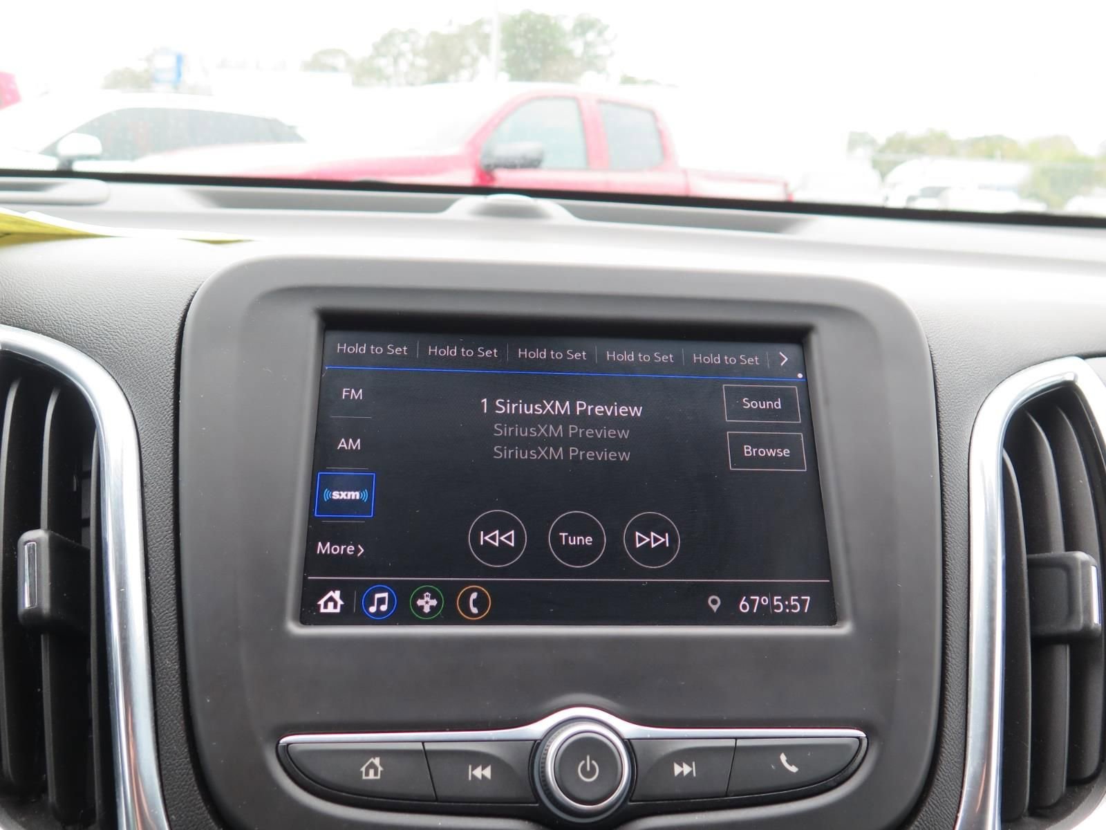 Used 2020 Chevrolet Equinox LT image 11