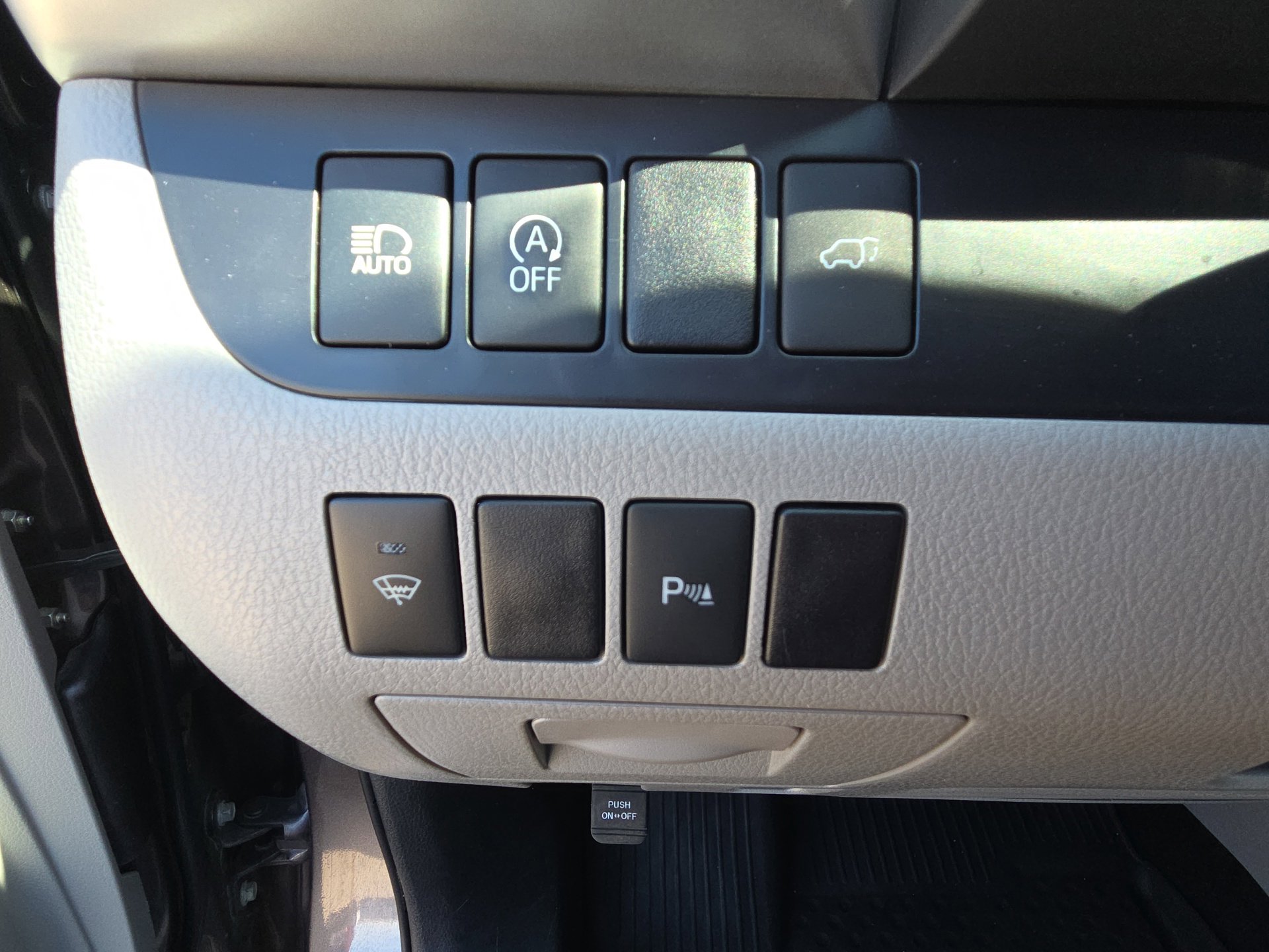 Used 2019 Toyota Highlander Limited AWD/4WD image 20