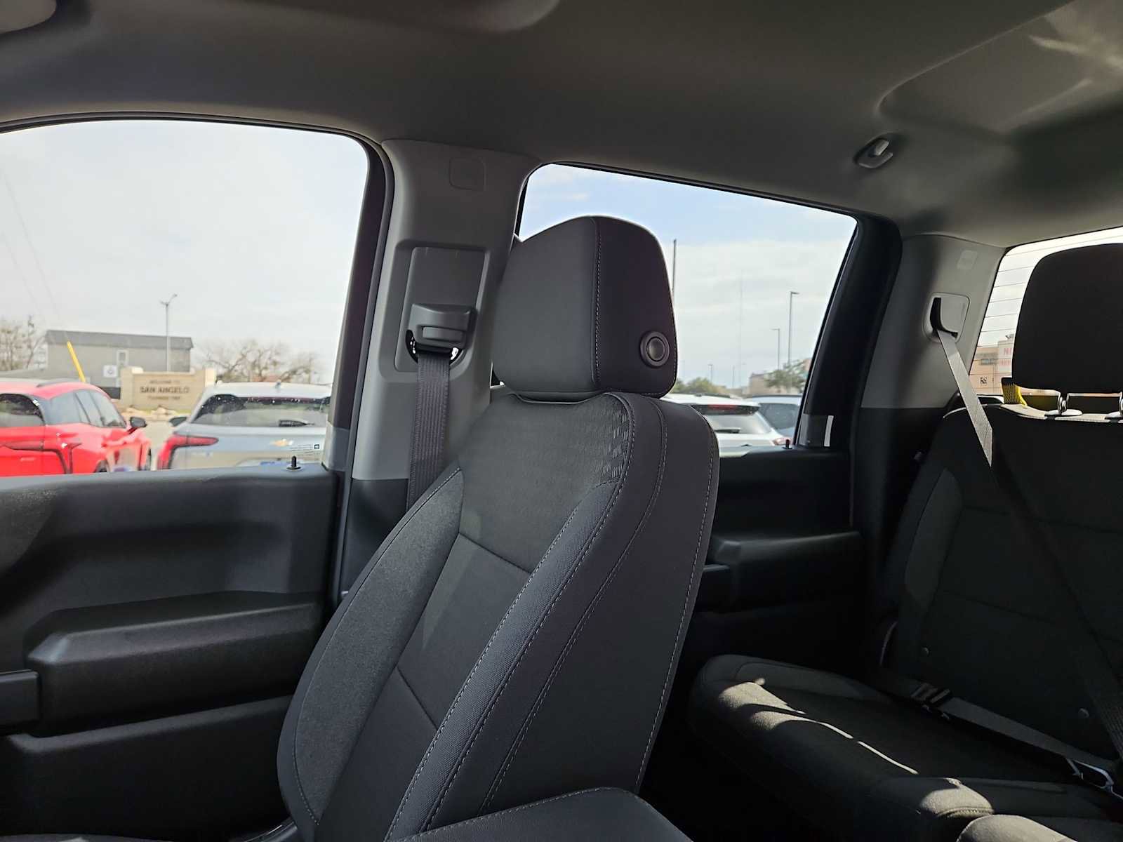 Used 2025 Chevrolet Silverado 2500 Custom w/ Custom Convenience Package image 14