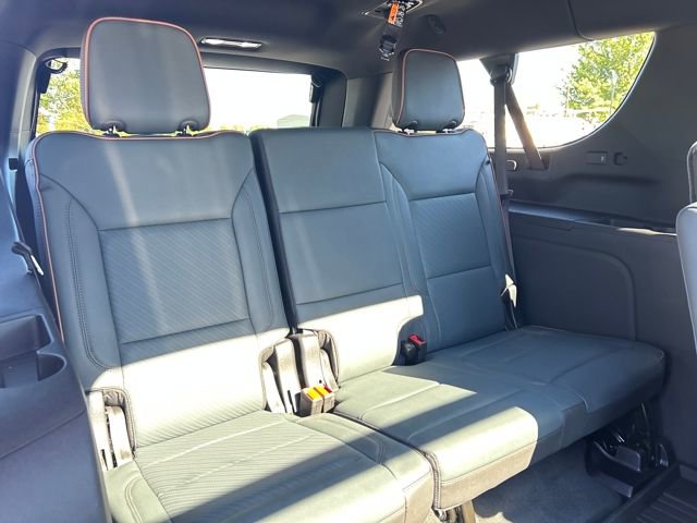 New 2026 GMC Yukon XL AT4 w/ AT4 Premium Plus Package image 25