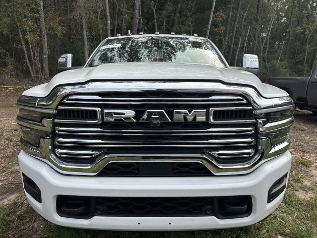 Used 2026 RAM 3500 Laramie AWD/4WD image 12