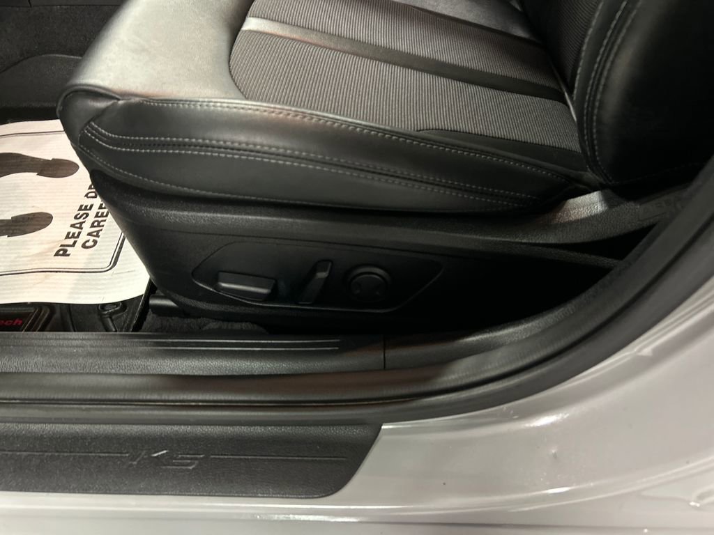 Used 2022 Kia K5 GT-Line image 11