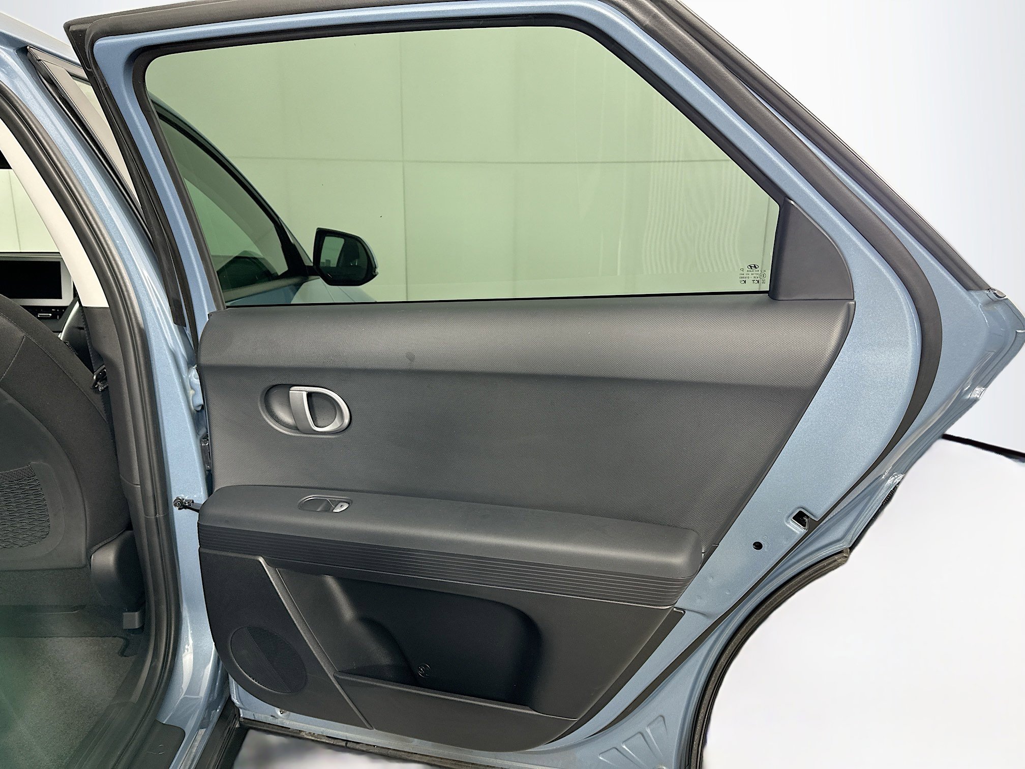 Used 2024 Hyundai Ioniq 5 SE RWD image 29
