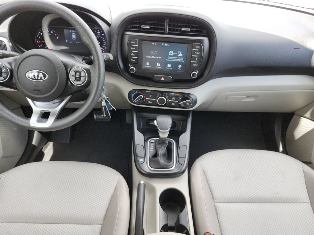 Certified 2021 Kia Soul LX FWD image 14