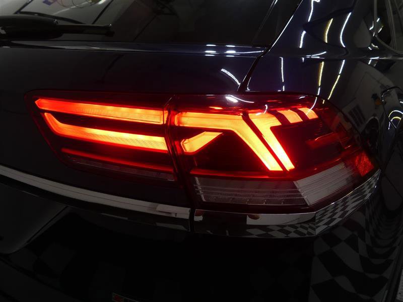 Used 2022 Volkswagen Atlas Cross Sport SE w/ Panoramic Sunroof Package image 15