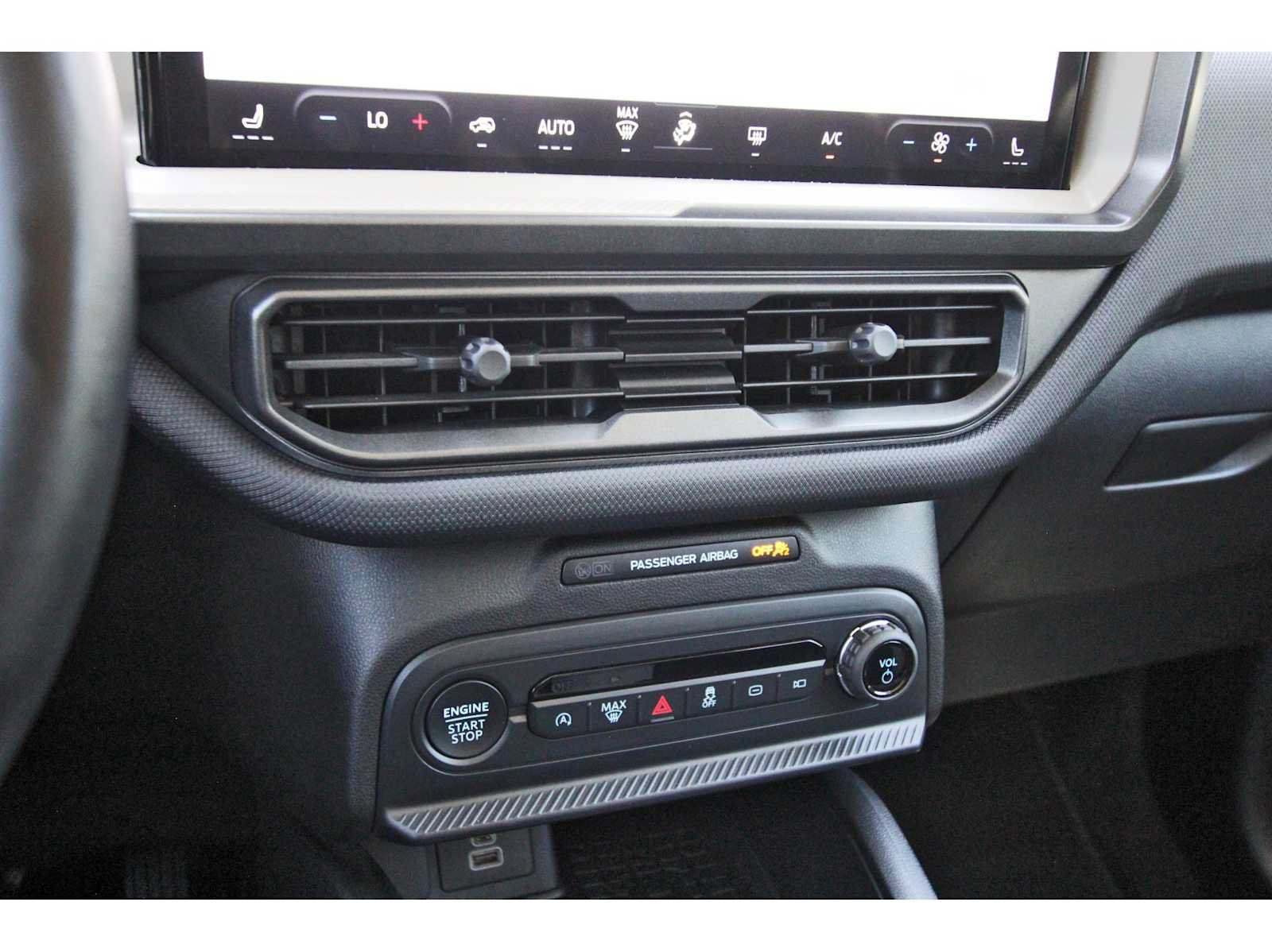 Used 2025 Ford Bronco Sport Big Bend w/ Convenience Package AWD/4WD image 24