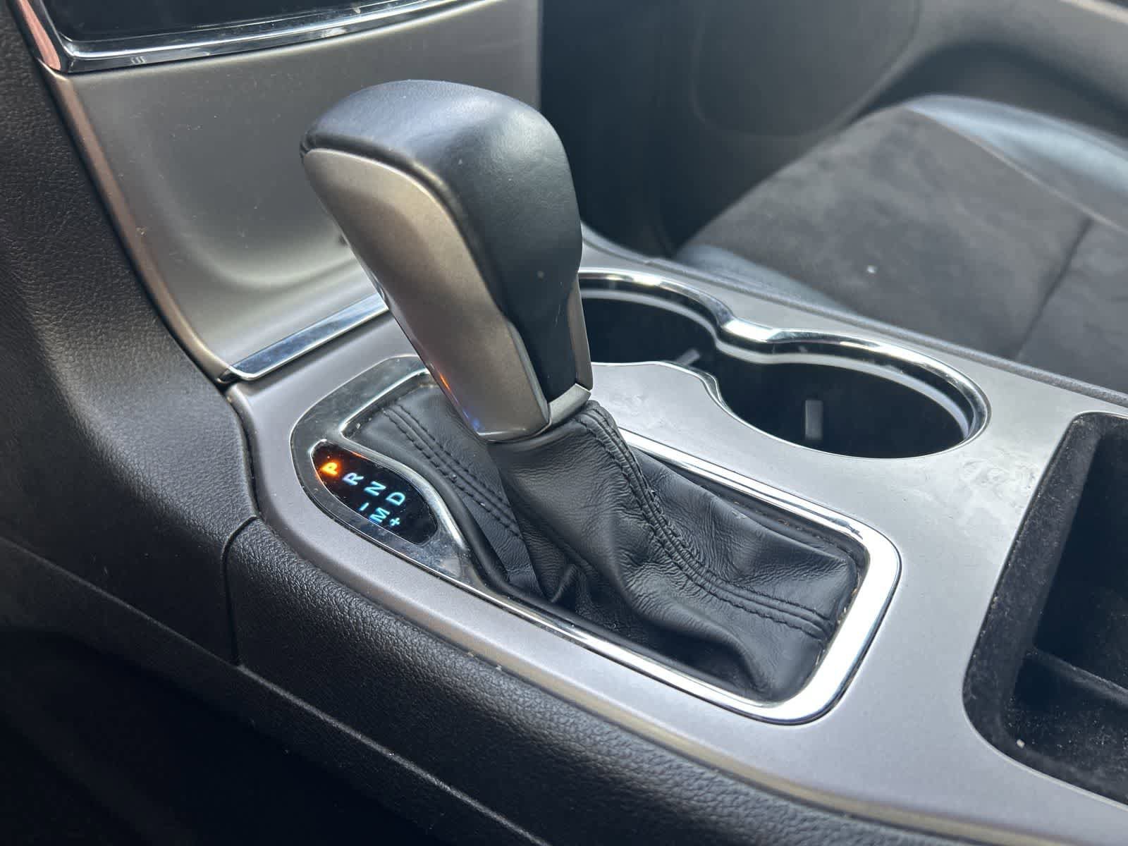 Used 2021 Jeep Grand Cherokee Laredo X image 35