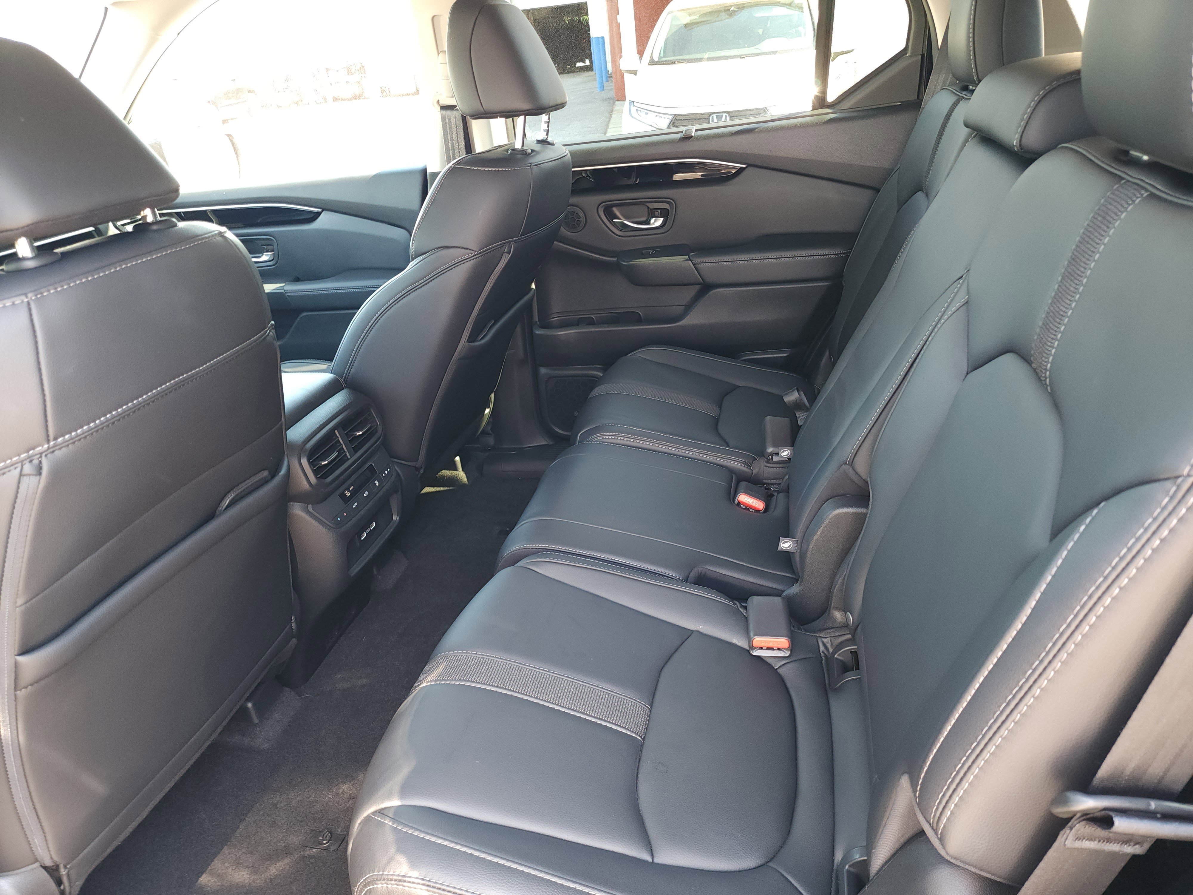 Used 2023 Honda Pilot EX-L image 16