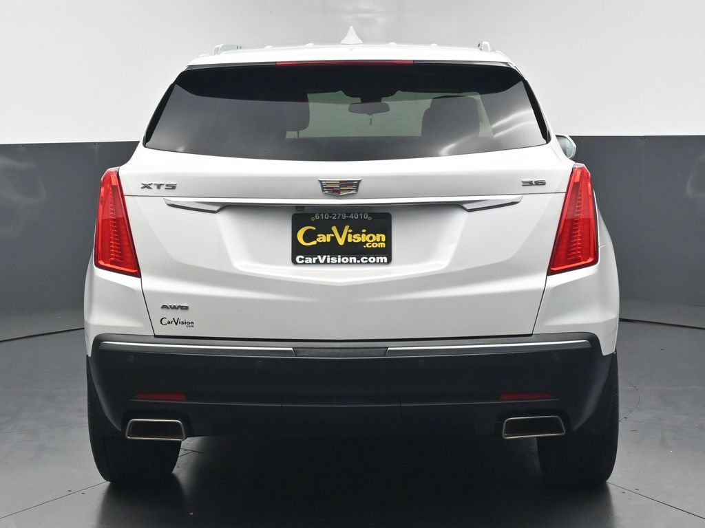 Used 2018 Cadillac XT5 Premium Luxury AWD/4WD image 4