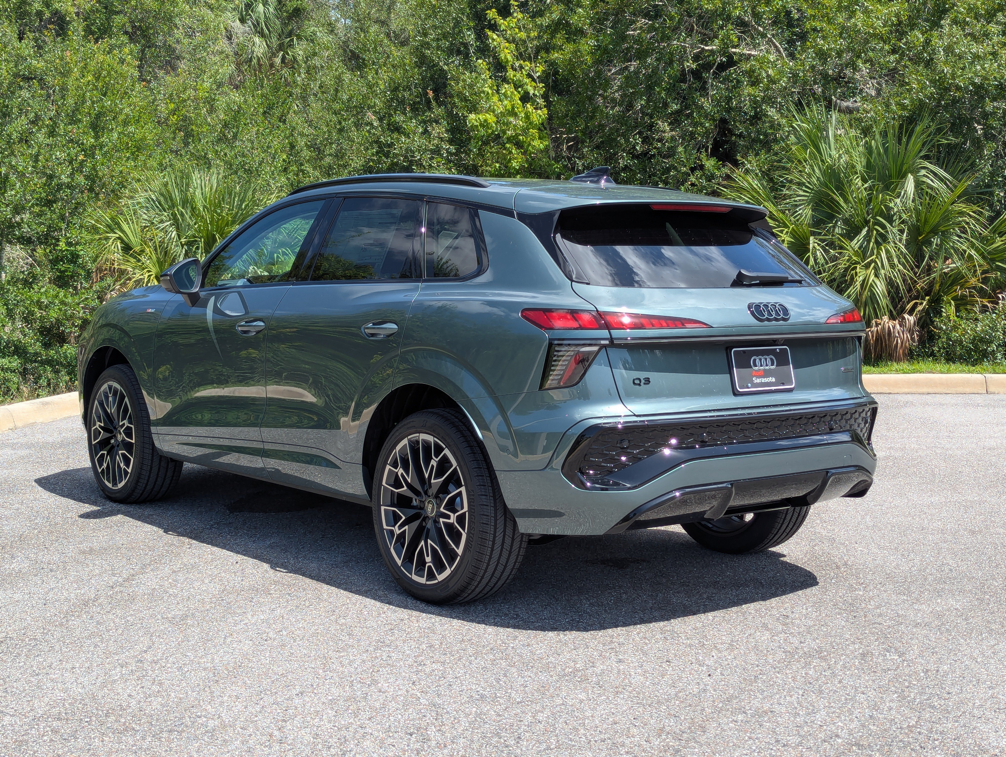 New 2026 Audi Q3 quattro 2.0T AWD/4WD image 5