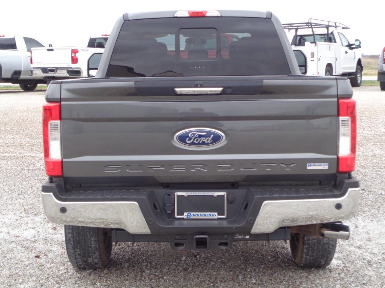 Used 2017 Ford F250 Lariat w/ Chrome Package image 7