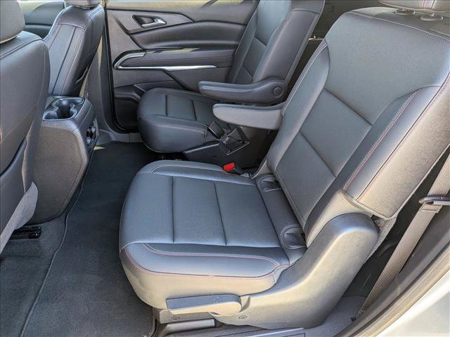 Used 2025 Chevrolet Traverse Z71 AWD/4WD image 18