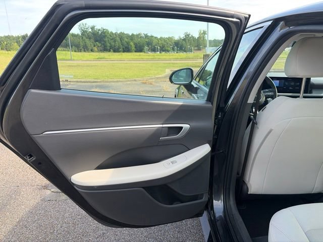Used 2025 Hyundai Sonata SEL FWD image 5