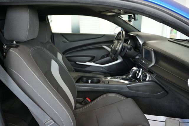 Used 2018 Chevrolet Camaro LT image 15