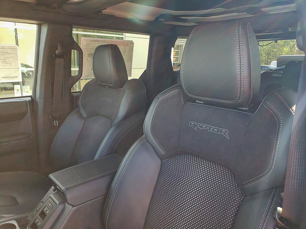 New 2025 Ford Bronco Raptor w/ Interior Carbon Fiber Pack image 8