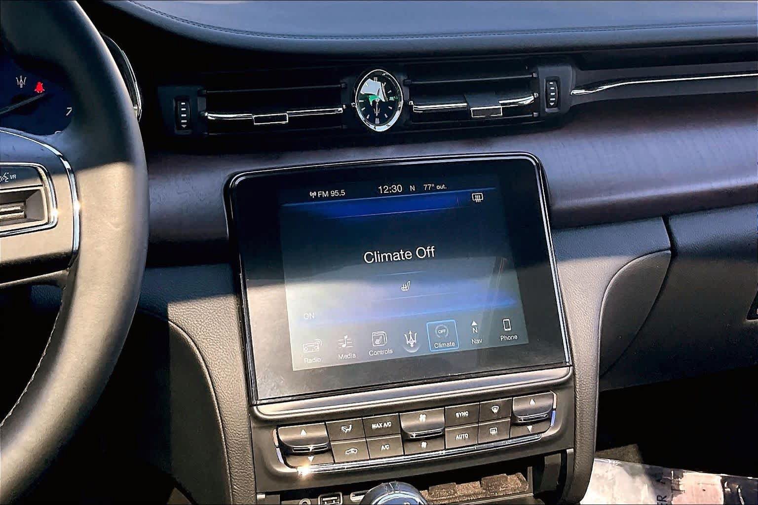 Used 2017 Maserati Quattroporte S RWD image 6