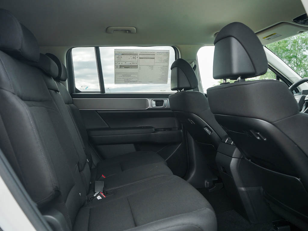New 2026 Hyundai Santa Fe SE image 13