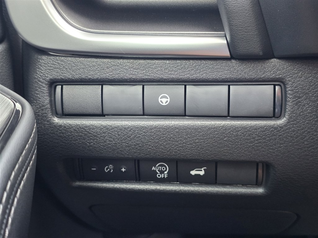 New 2026 Nissan Rogue SV AWD/4WD image 20