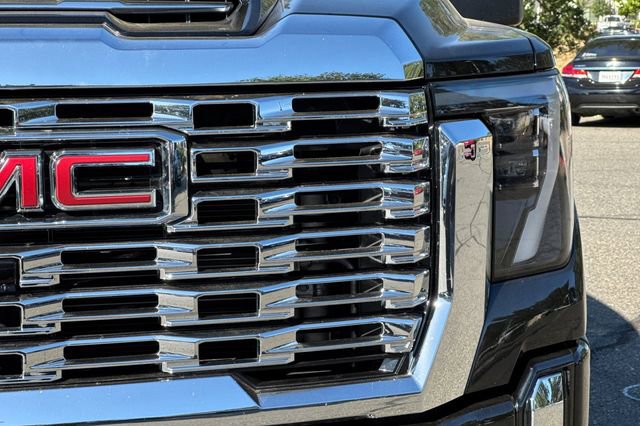 Used 2024 GMC Sierra 2500 Denali AWD/4WD image 54