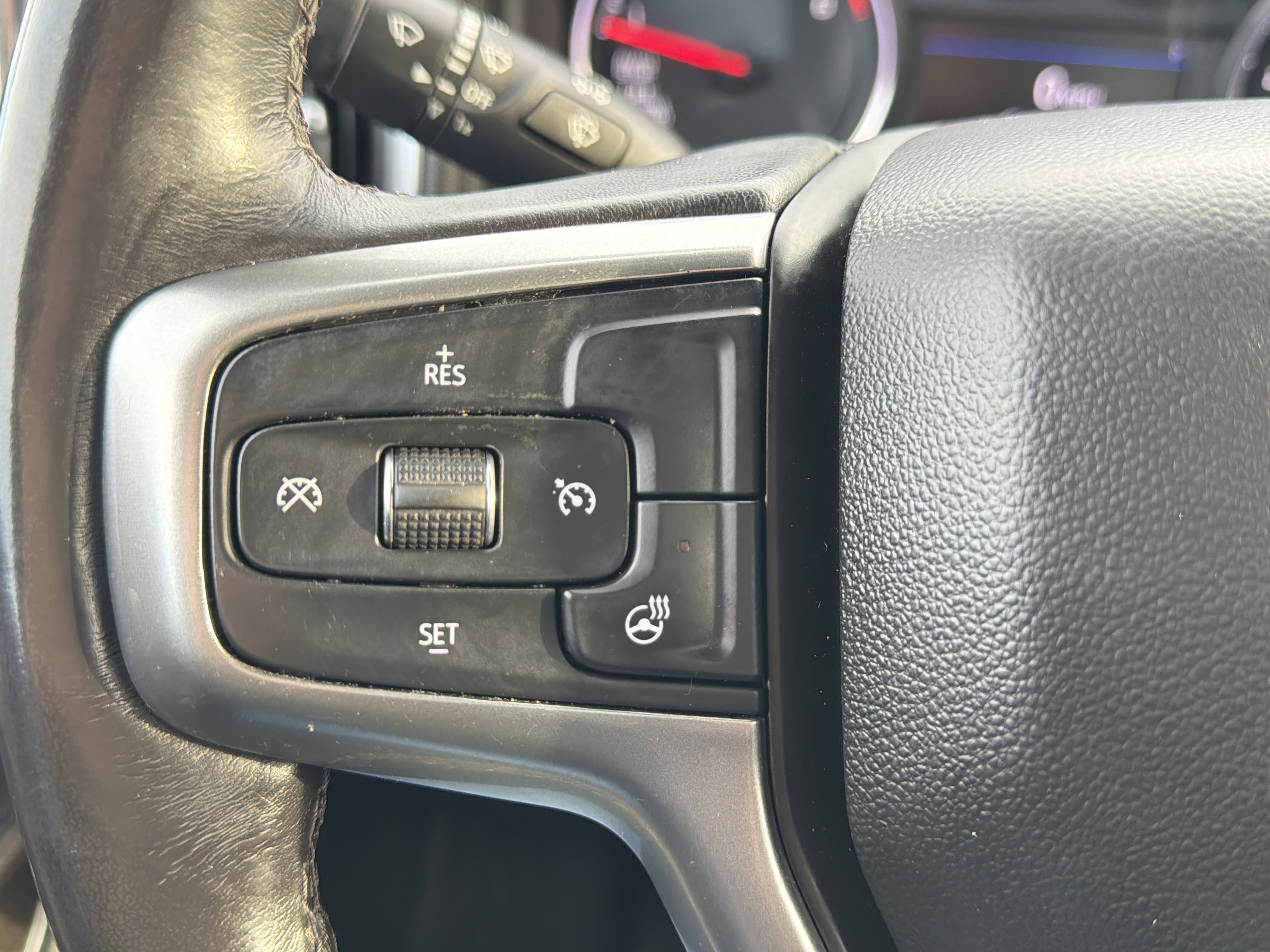 Used 2022 Chevrolet Silverado 1500 RST image 11