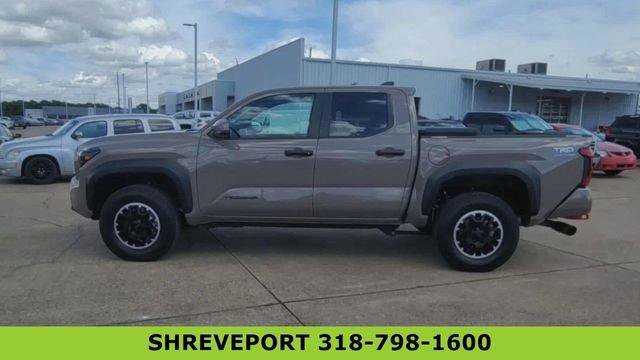 Used 2026 Toyota Tacoma TRD Off-Road AWD/4WD image 5