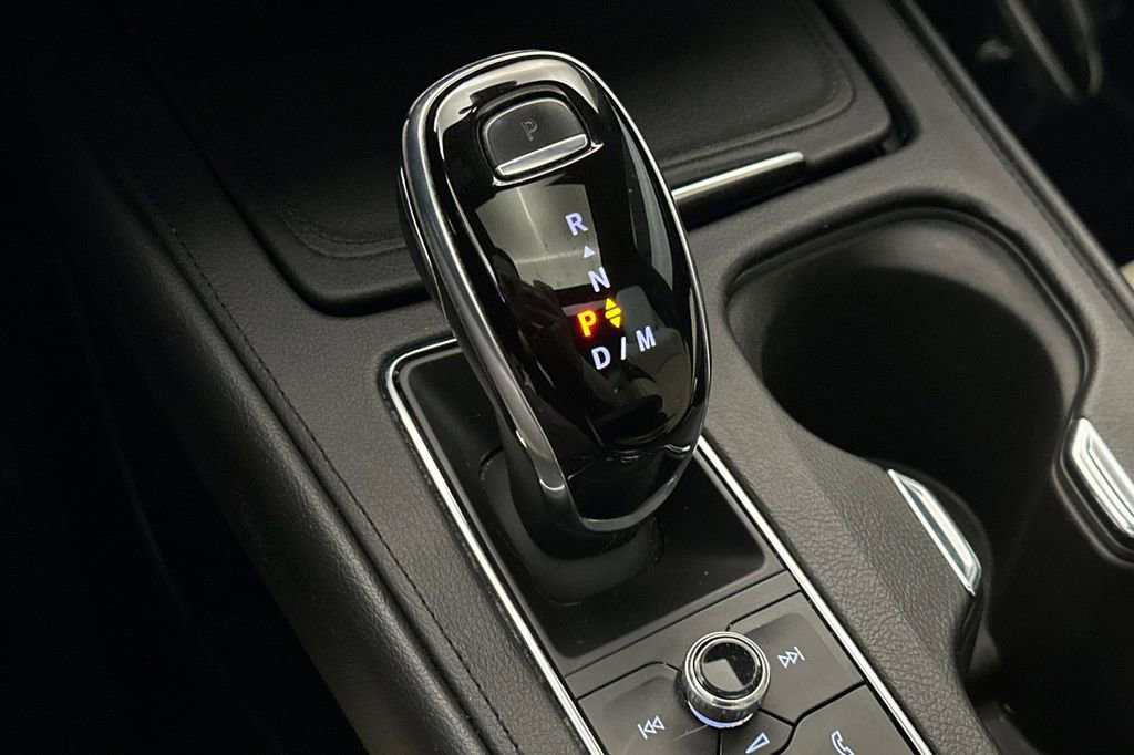 Used 2022 Cadillac XT4 Sport w/ Comfort Package image 21