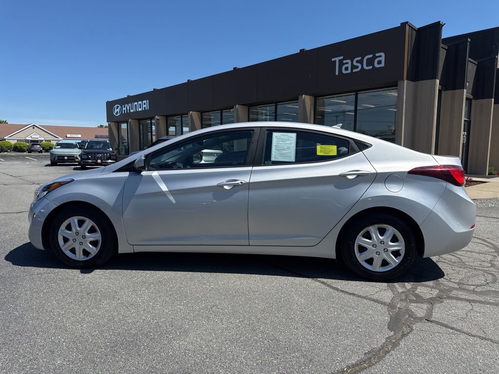 Used 2016 Hyundai Elantra SE FWD image 8