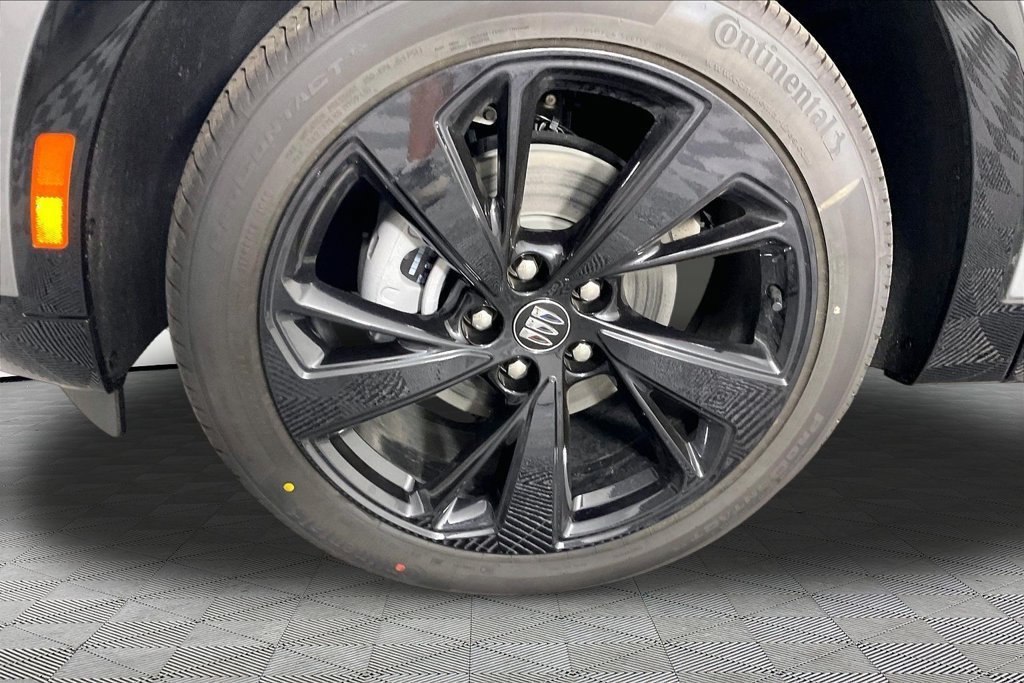 New 2026 Buick Envision Sport Touring AWD/4WD image 13