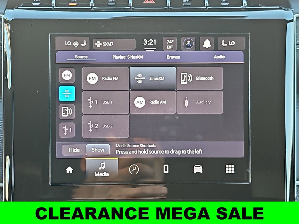 New 2025 Jeep Grand Cherokee Altitude image 22