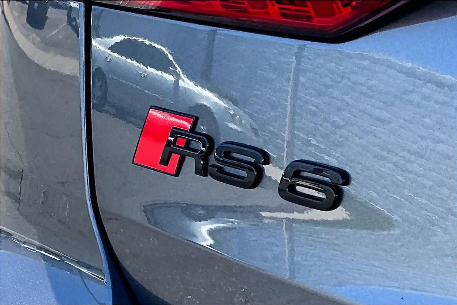 Used 2025 Audi RS 6 performance AWD/4WD image 9