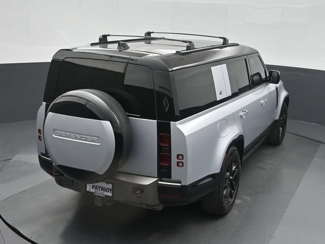 Used 2024 Land Rover Defender 130 X-Dynamic SE AWD/4WD image 40