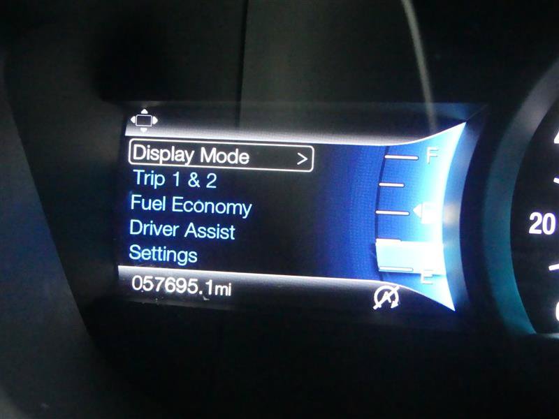 Used 2017 Ford Fusion SE w/ Equipment Group 201A FWD image 32