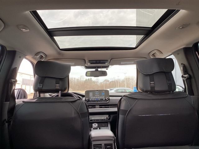 Used 2023 Mitsubishi Outlander SE image 14