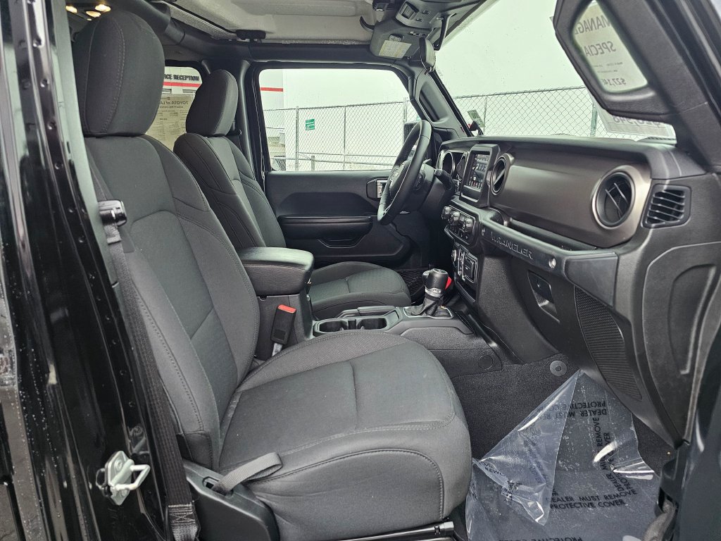 Used 2020 Jeep Wrangler Unlimited Sport AWD/4WD image 10