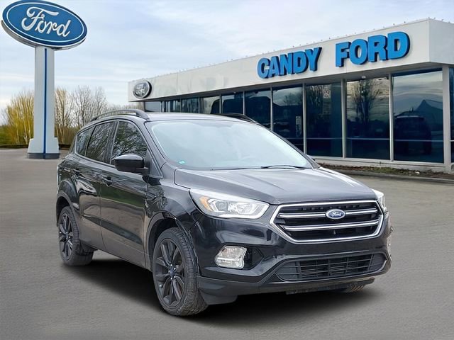 Used 2017 Ford Escape SE w/ Equipment Group 201A