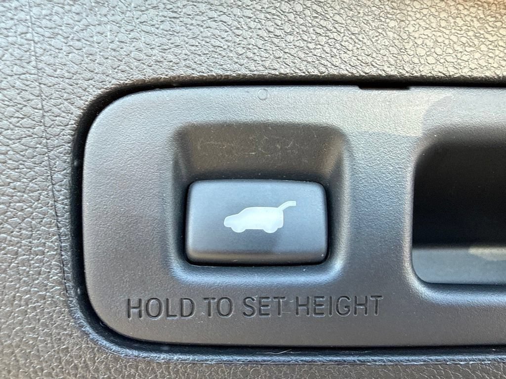 Used 2022 Honda CR-V Touring image 12