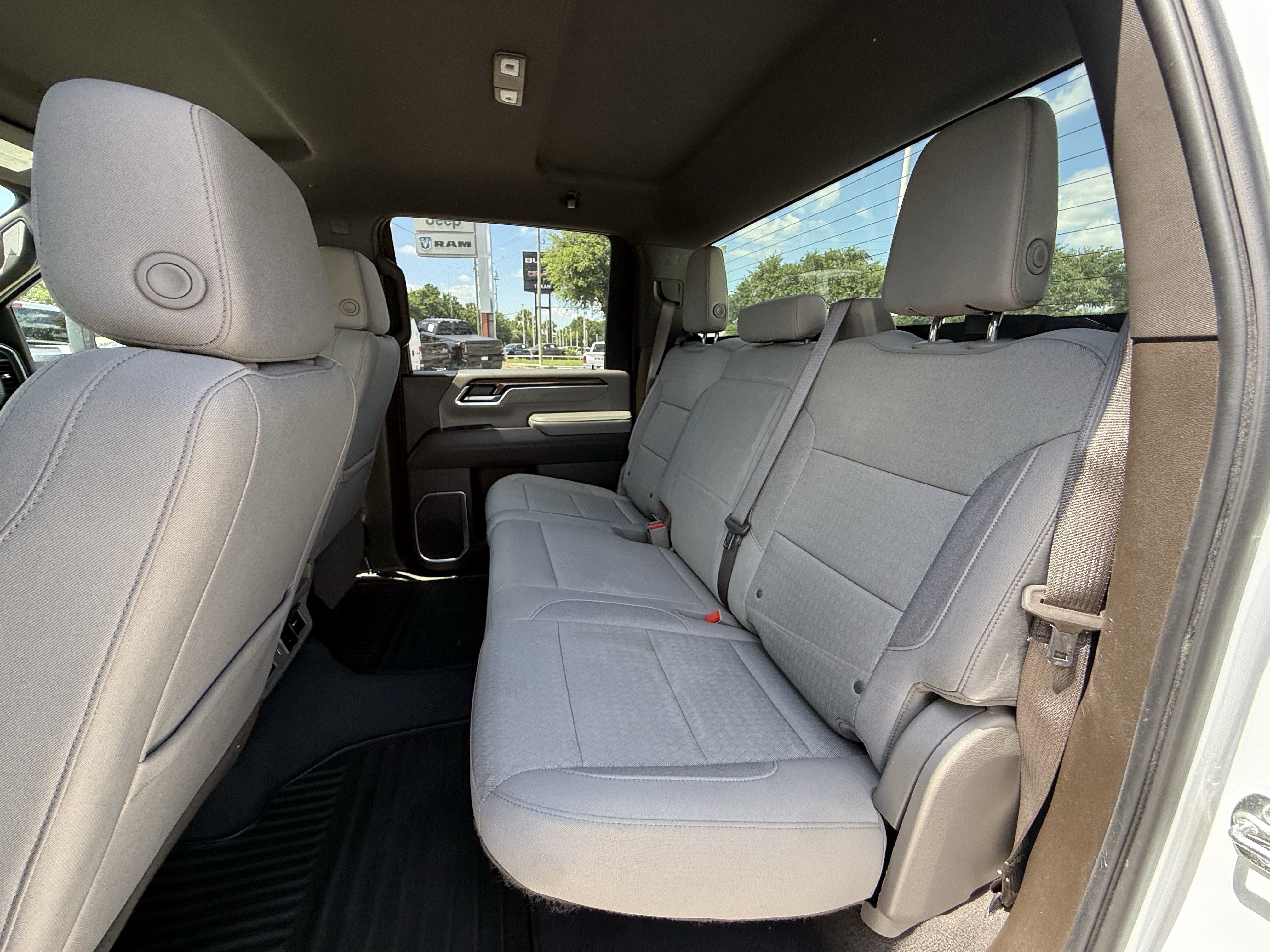 Used 2025 Chevrolet Silverado 2500 LT w/ Convenience Package AWD/4WD image 28