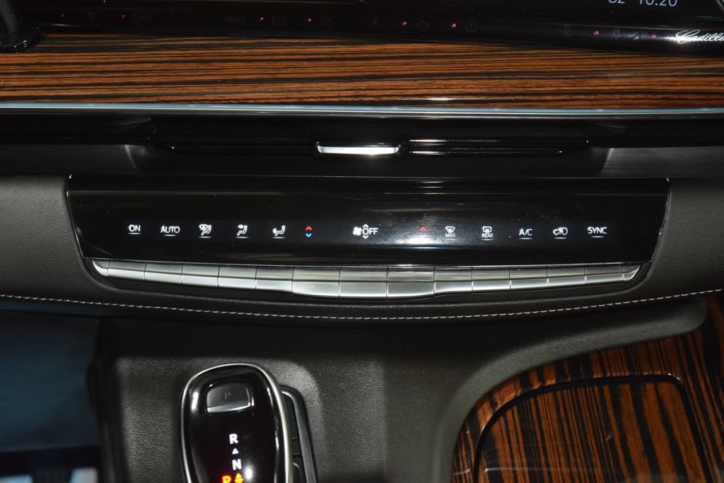 Used 2024 Cadillac Escalade ESV Premium Luxury w/ LPO, Floor Liner Package AWD/4WD image 34