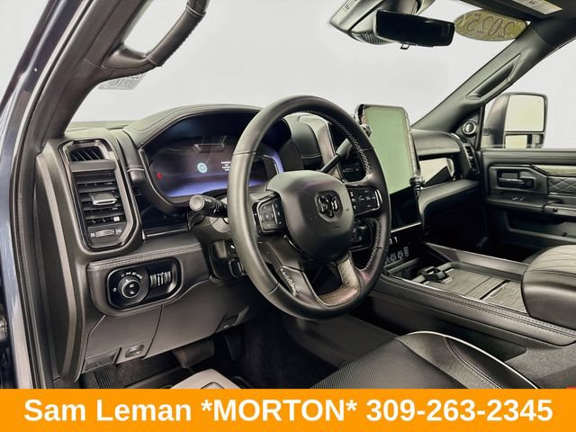 Used 2025 RAM 3500 Limited AWD/4WD image 9