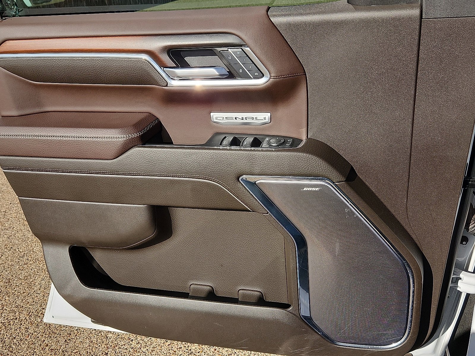 Used 2024 GMC Sierra 1500 Denali w/ Denali Reserve Package image 16